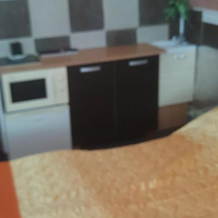 Fehér Hintó Miskolc Kültér fotó